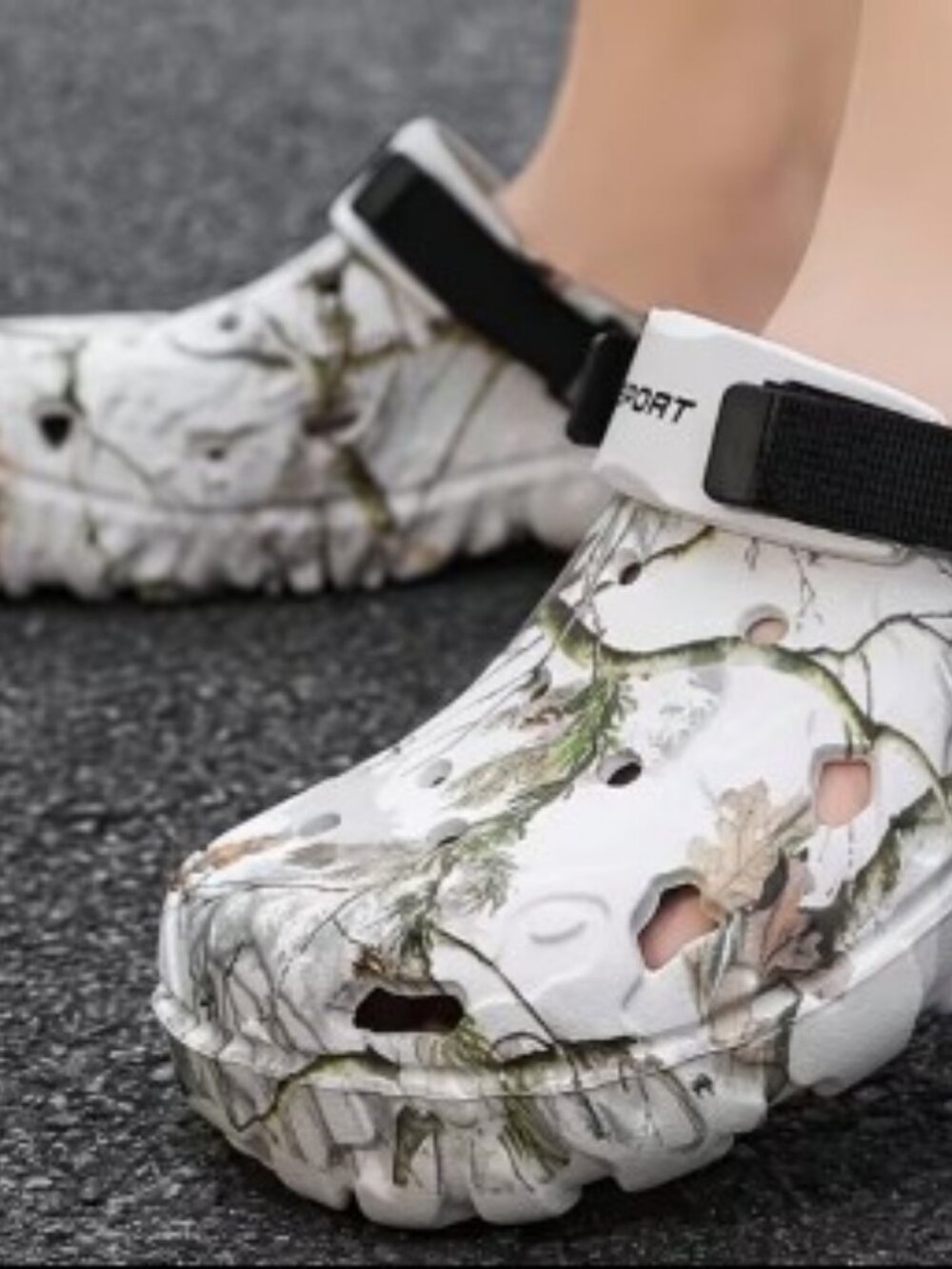 White Camouflage Hollow-Out Fashion EVA Unisex Sandals - BRAND NEW/NEVER WORN